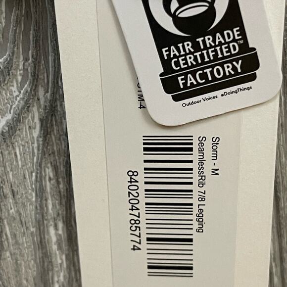 Outdoor Voices Seamless Rib 7/8 Legging in Storm Size M‎ NWT - Picture 9 of 10